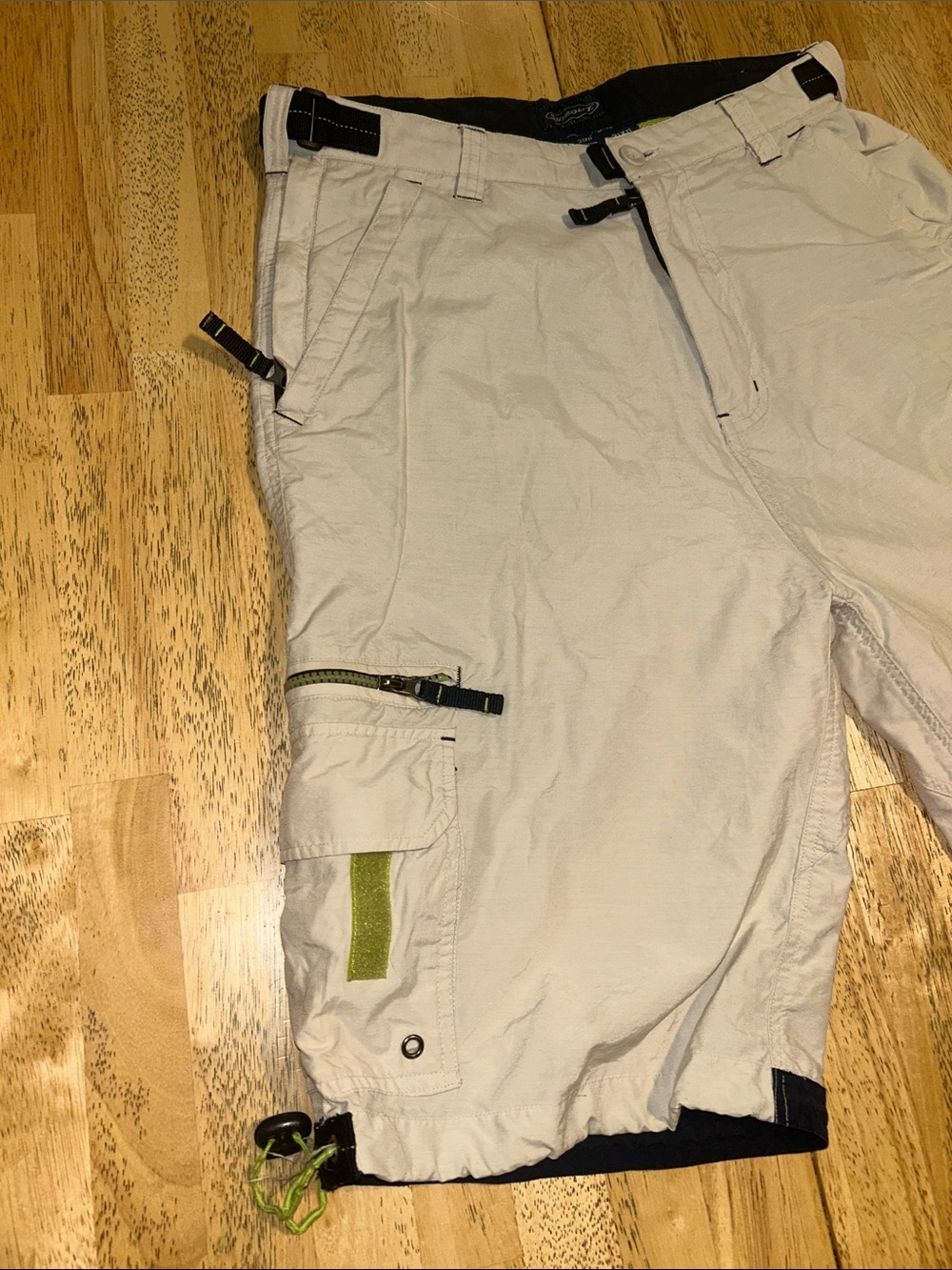 Light Gray Outdoor Cargo Pants with Green Accentso - Picture 2 of 8